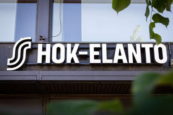 From strategy to action: a new phase of leadership at HOK-Elanto and Prisma
